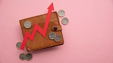 Cash flow constraints – 57 per cent of businesses warn of rising costs